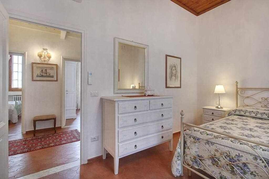 Santa Croce Elegant With Garage Apartment Florence Exterior photo