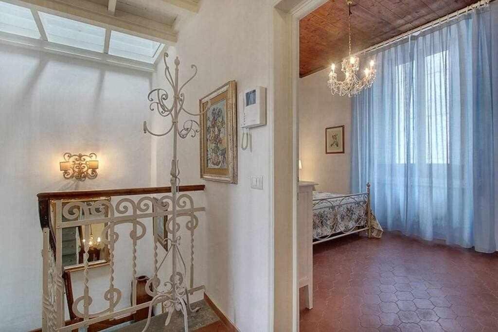 Santa Croce Elegant With Garage Apartment Florence Exterior photo